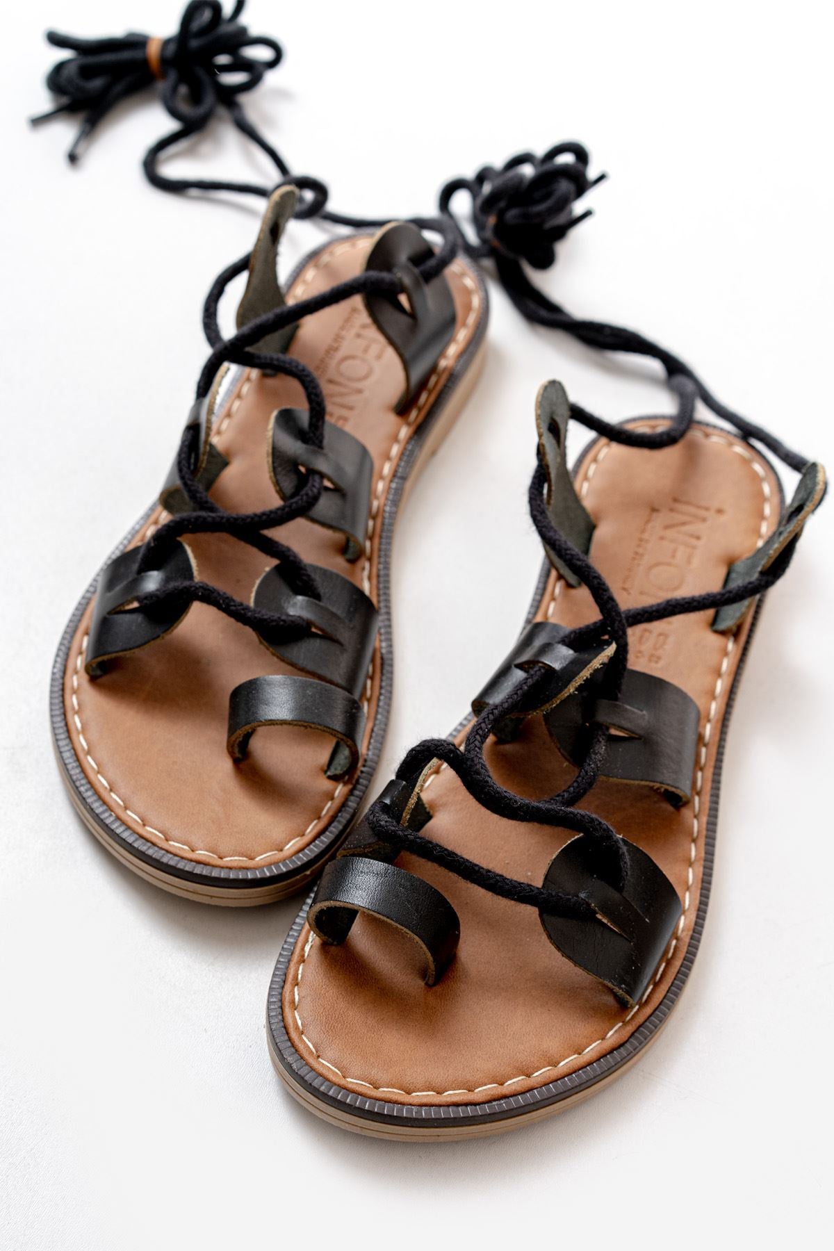 205 - 01bilekten bağlamali ortopedik hakiki deri kadin sandalet - Justyol