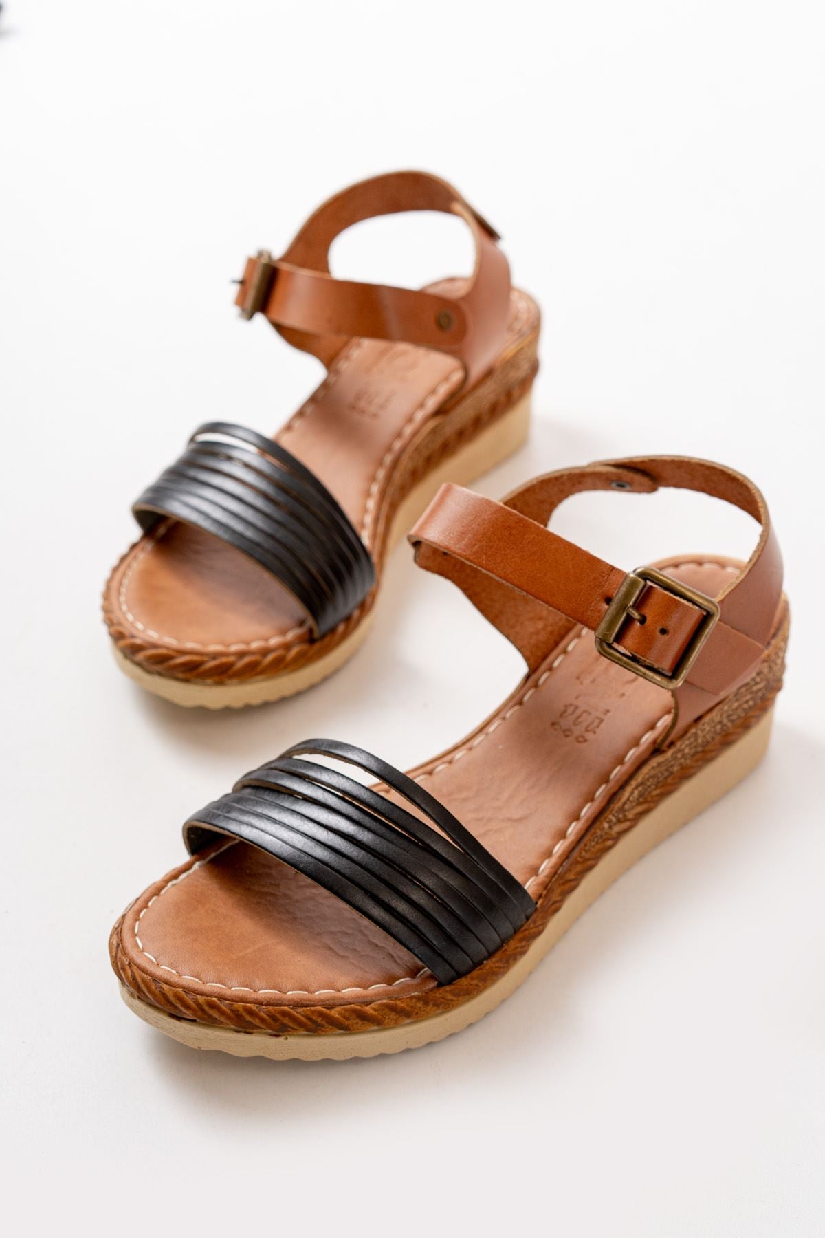 731 - 07ortopedik hakiki deri dolgu kadin sandalet - Justyol