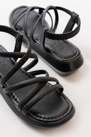 841 - 841lastikli günlük kadin sandalet - Justyol