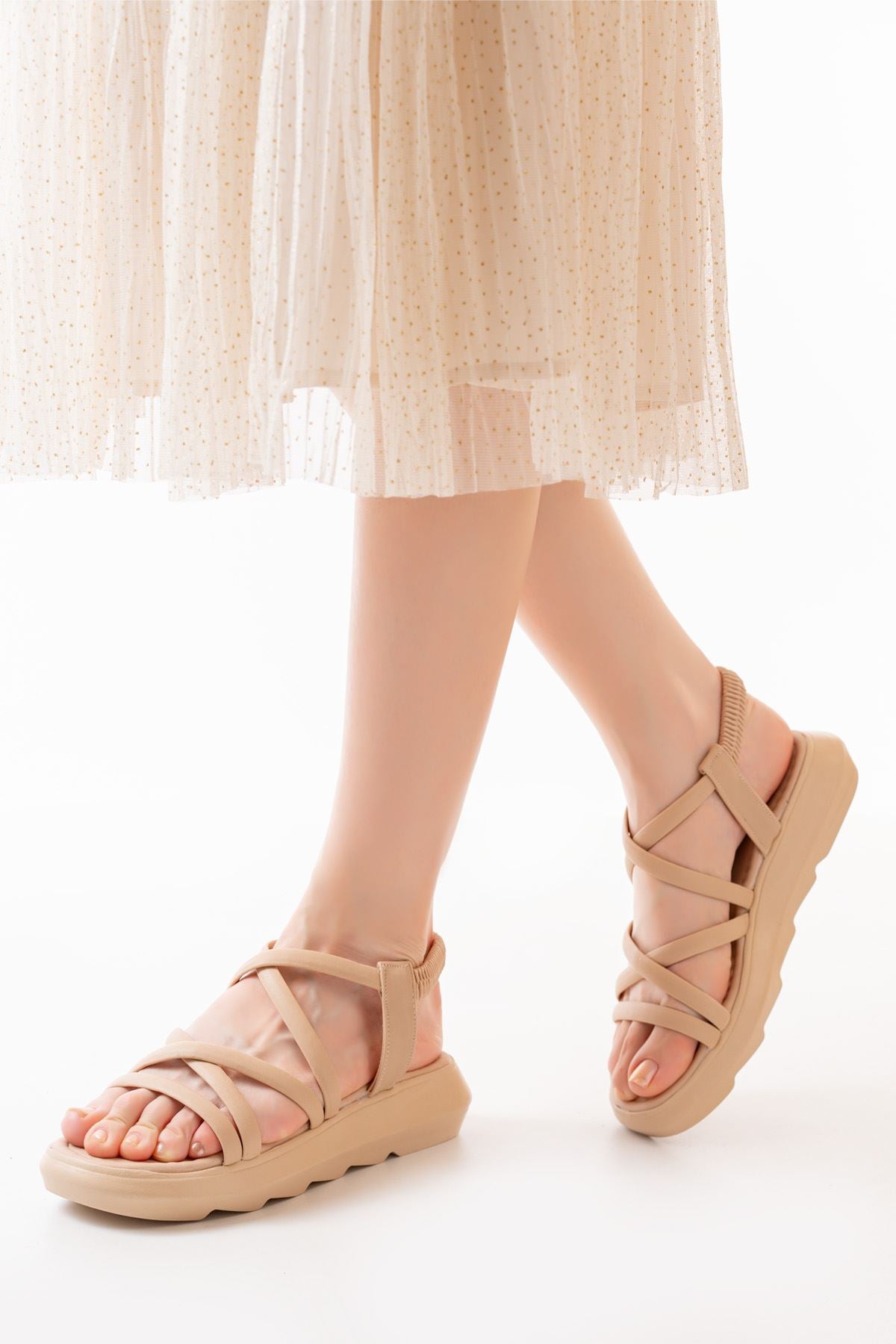 841 - 841lastikli günlük kadin sandalet - Justyol