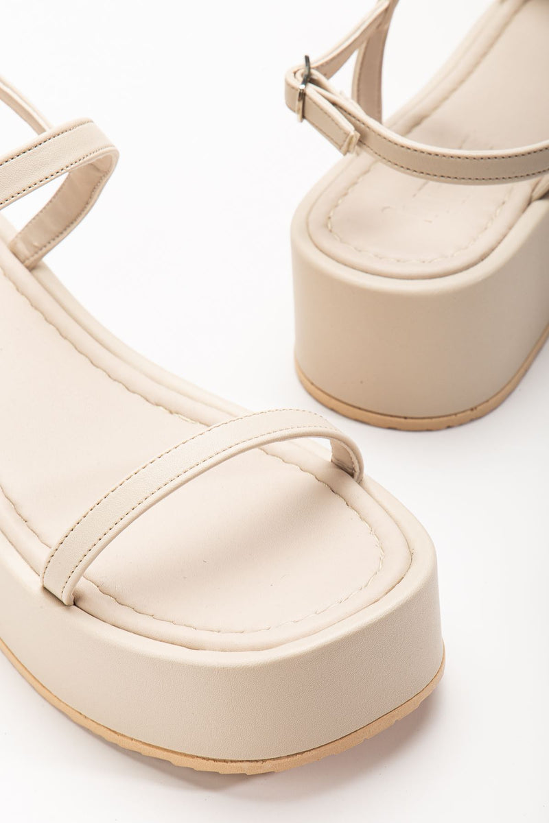 861-1027 Sandales compensées femme