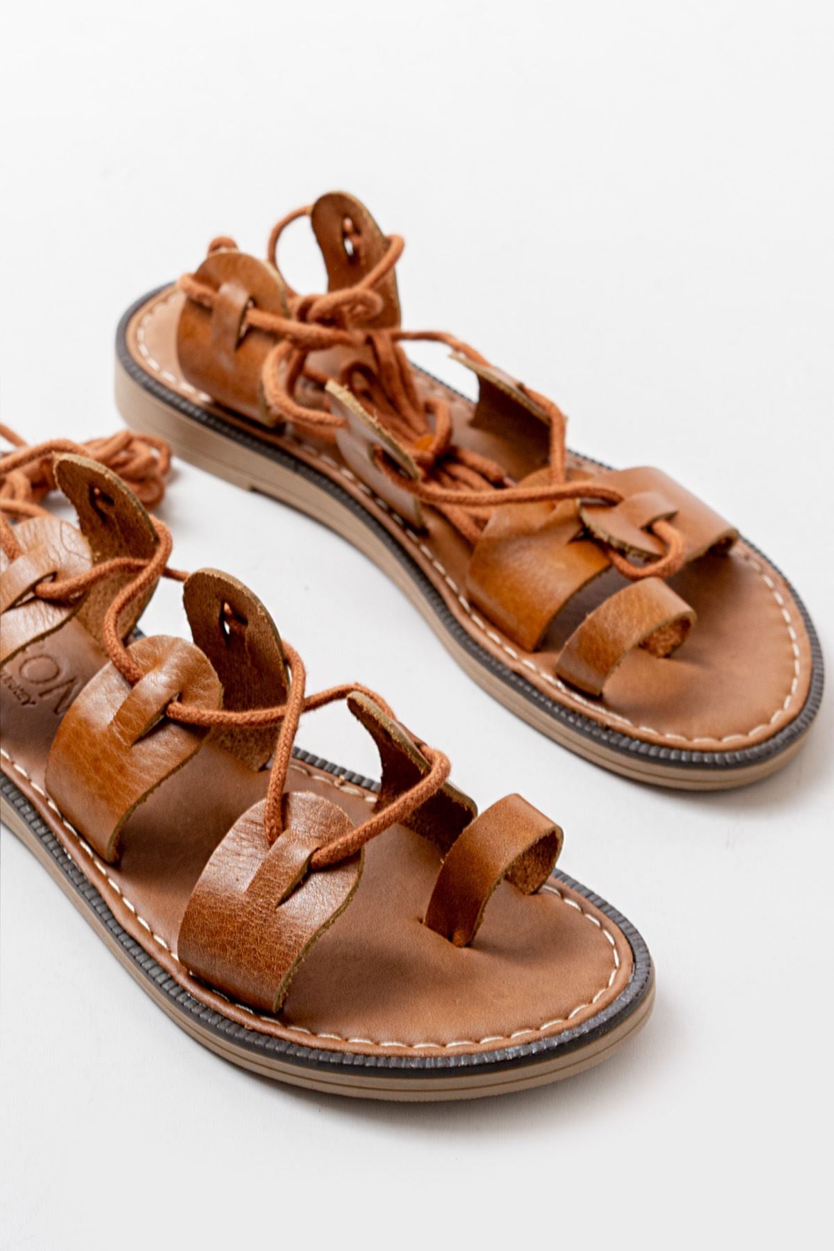 205 - 01bilekten bağlamali ortopedik hakiki deri kadin sandalet - Justyol