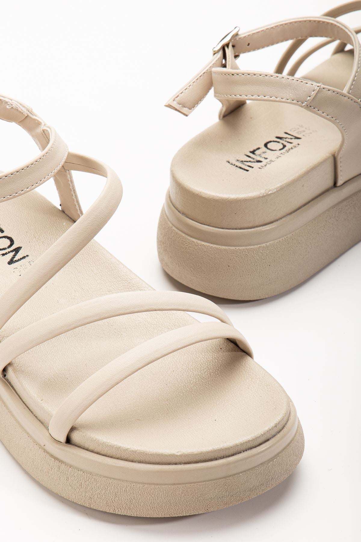 24422 - 844dolgu topuk kadin sandalet - Justyol