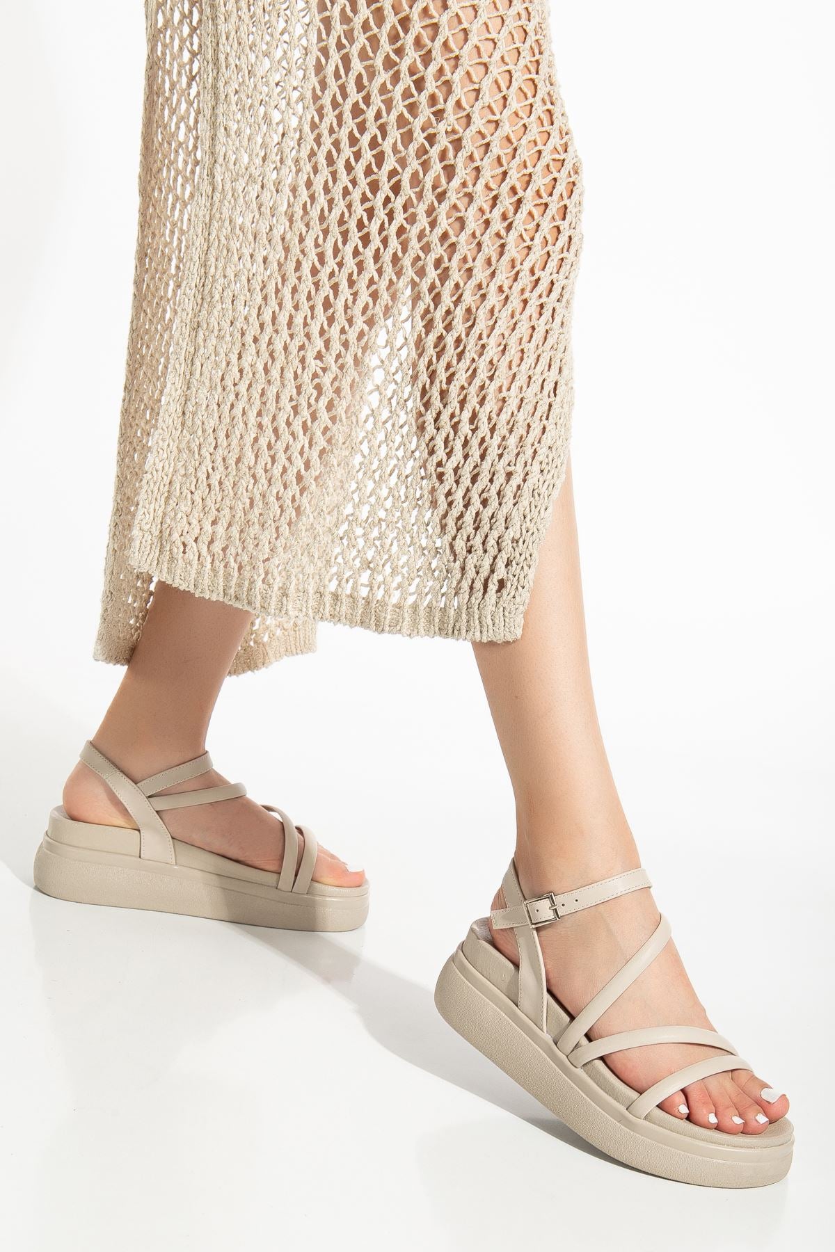 24422 - 844dolgu topuk kadin sandalet - Justyol