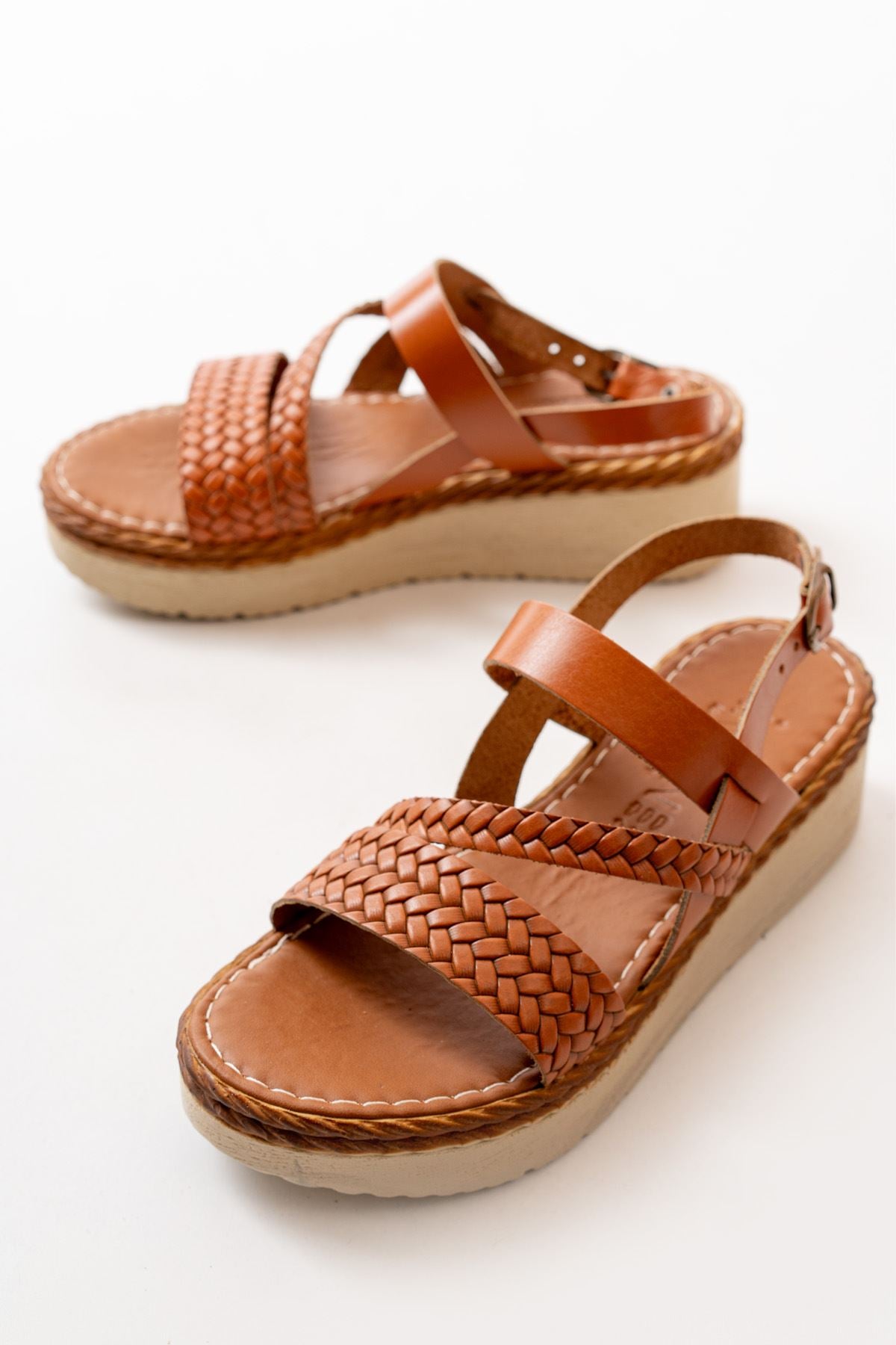 730 - 152ortopedik hakiki deri dolgu kadin sandalet - Justyol