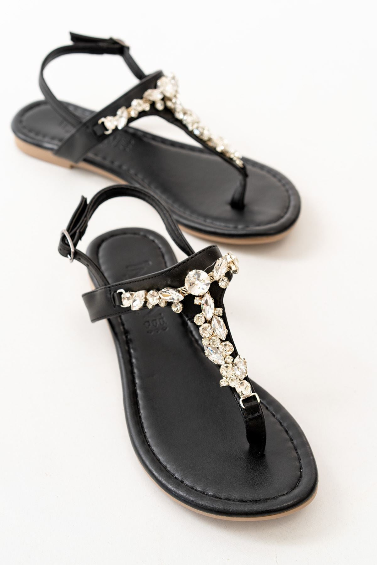 152 - 1110multi taşli parmak arasi kadin sandalet - Justyol