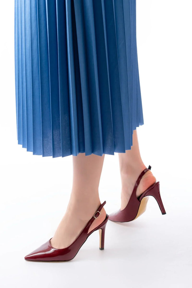 st-1153Escarpins femme vernies à talon 9 cm avec arrière ouvert
