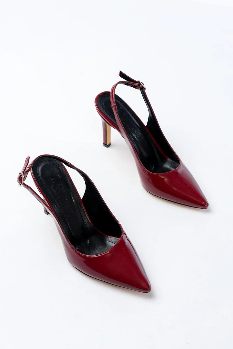 st-1153Escarpins femme vernies à talon 9 cm avec arrière ouvert