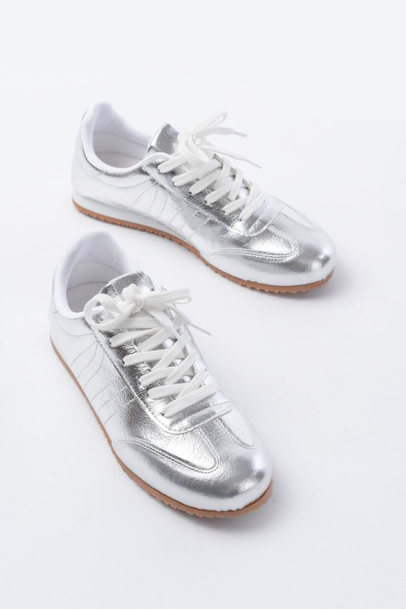 m-1009 Baskets Femme Argentées Vernis à Lacets