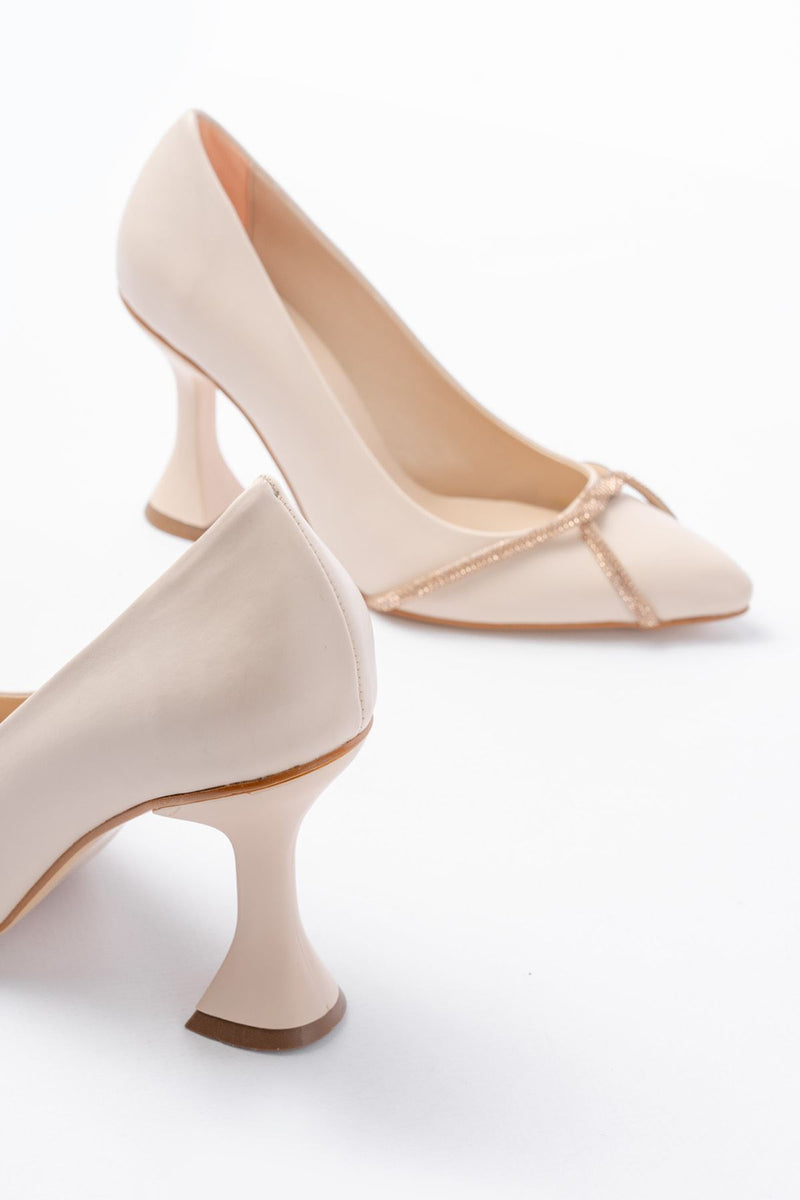k-10Escarpins Femme à Talon Orné de Strass et Bride Enroulée – Élégance Artisanale