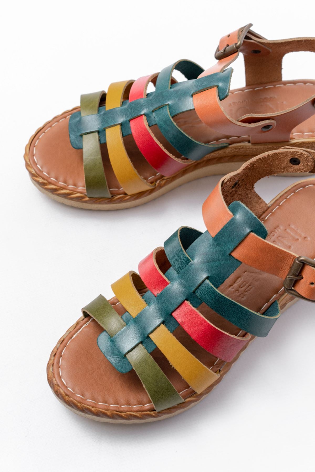 731 - 204hakiki deri dolgu topuklu günlük kadin sandalet - Justyol