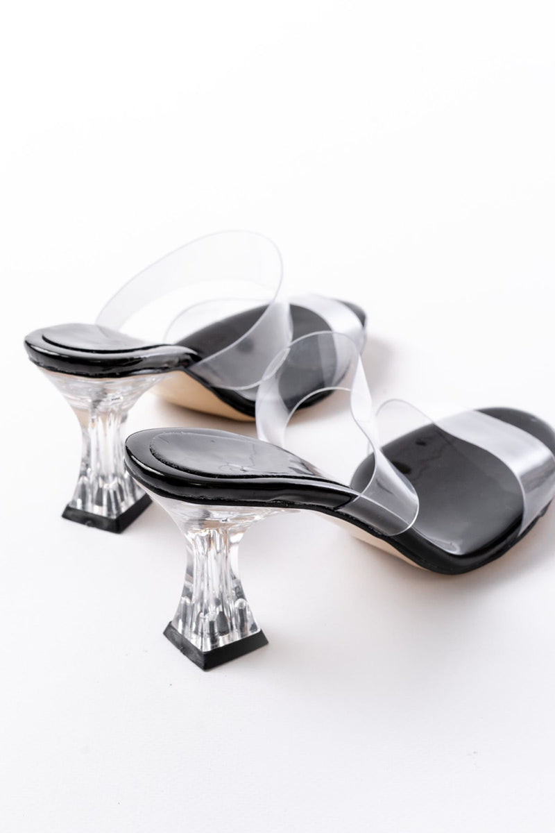 <tc>حذاء نسائي مفتوح شفاف - بكعب مرتفع s-618</tc>