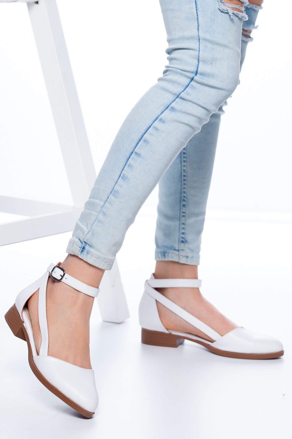 <tc>rayna chaussures en cuir à petit talon</tc>