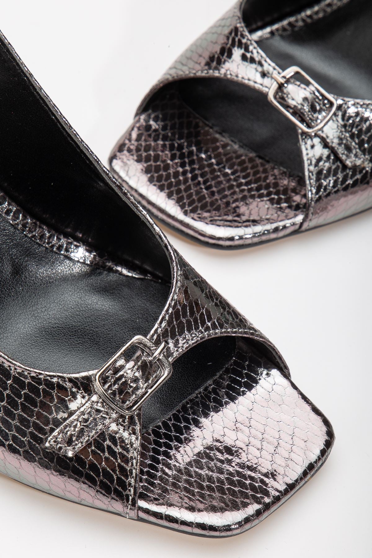 felya arkasi açik topuklu ayakkabi - Justyol