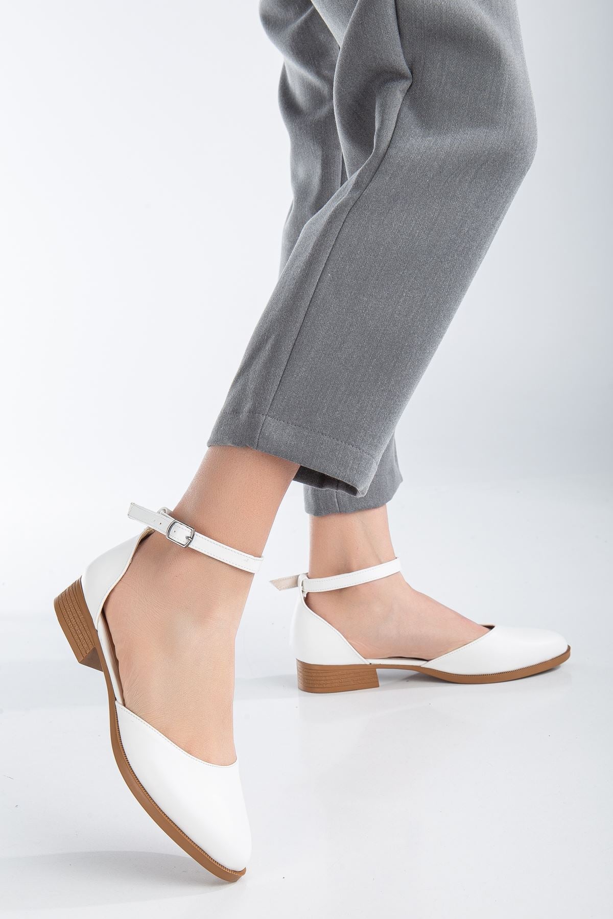 <tc>Chaussure en cuir à petit talon Tilda menthe</tc>