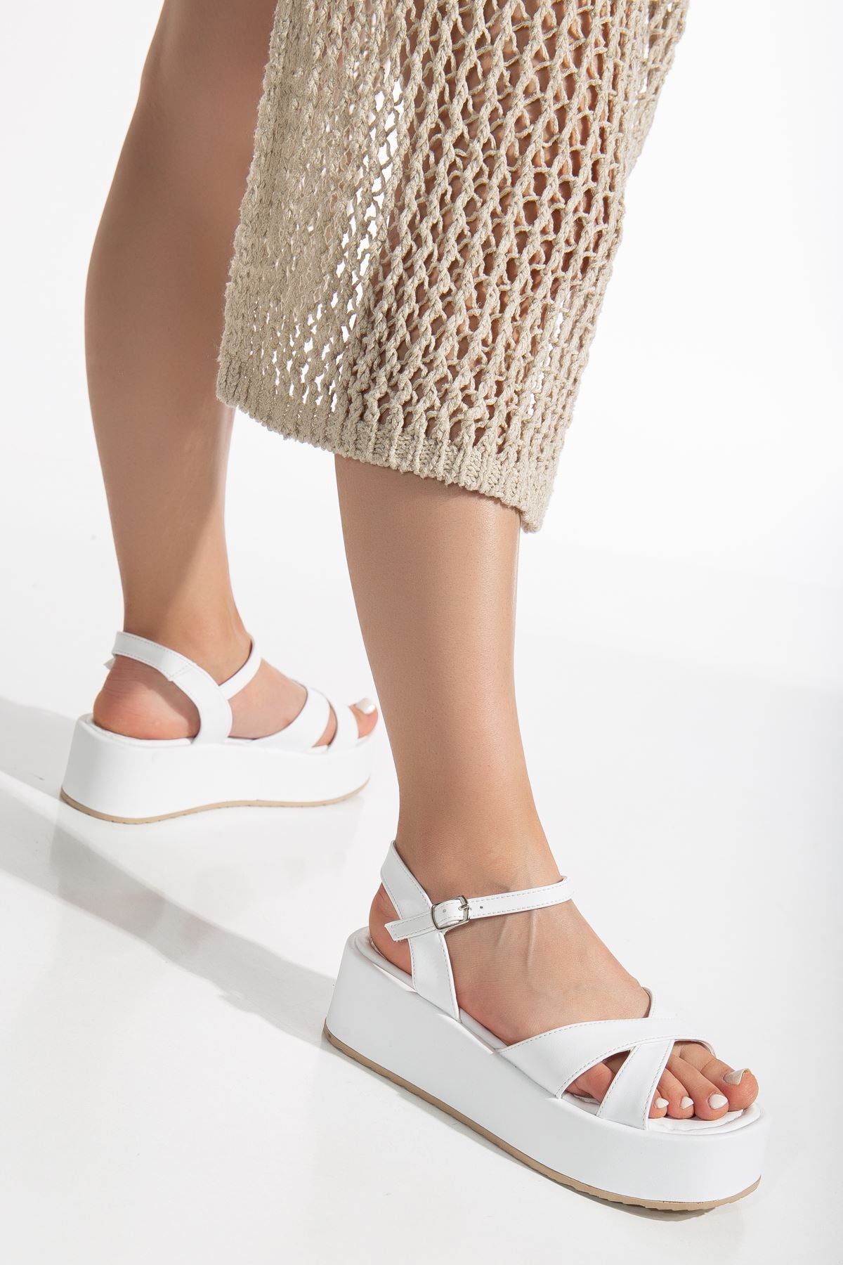 peria dolgu topuk sandalet saks - Justyol