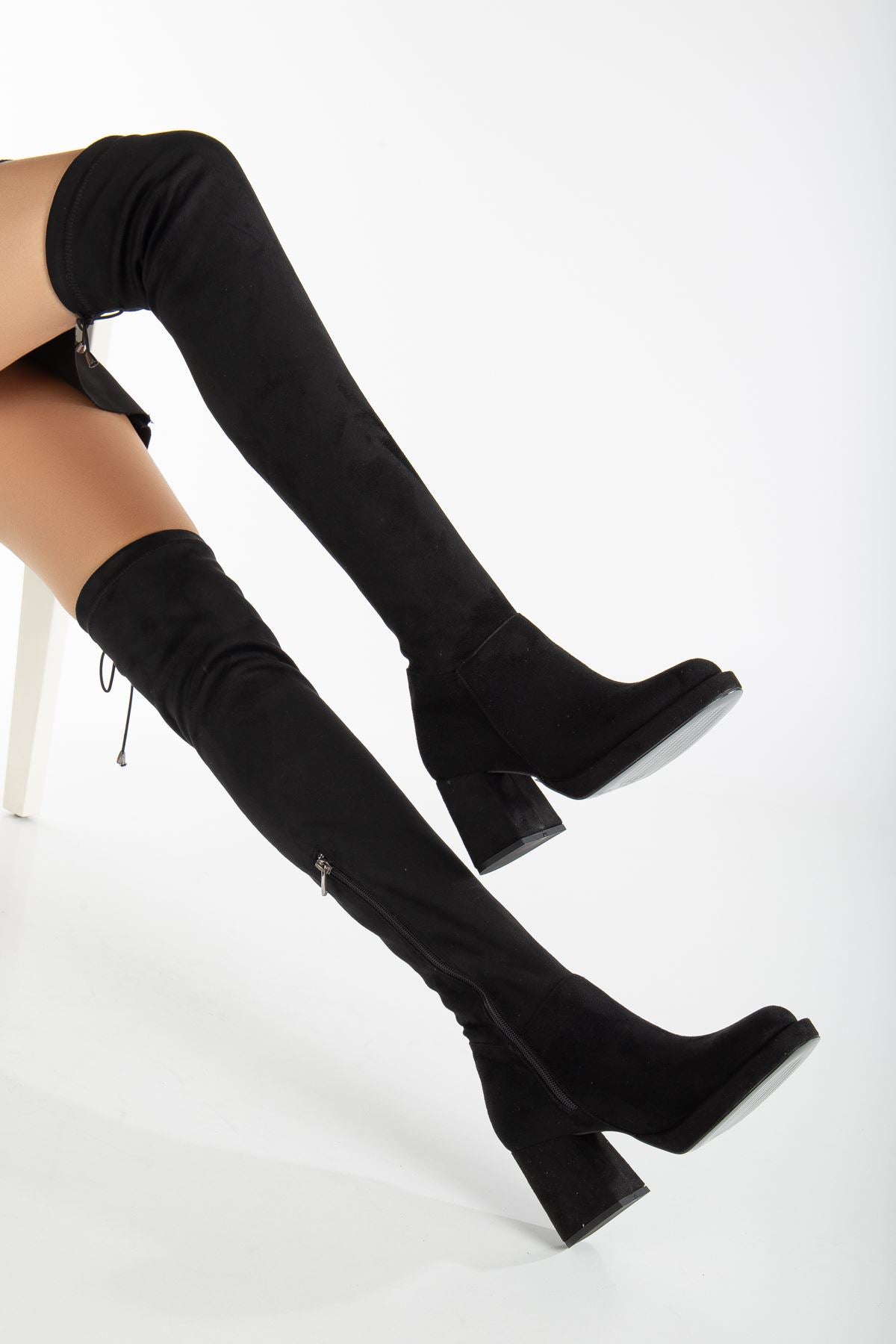 <tc>Bottes stretch en suède à talons Maysa</tc>