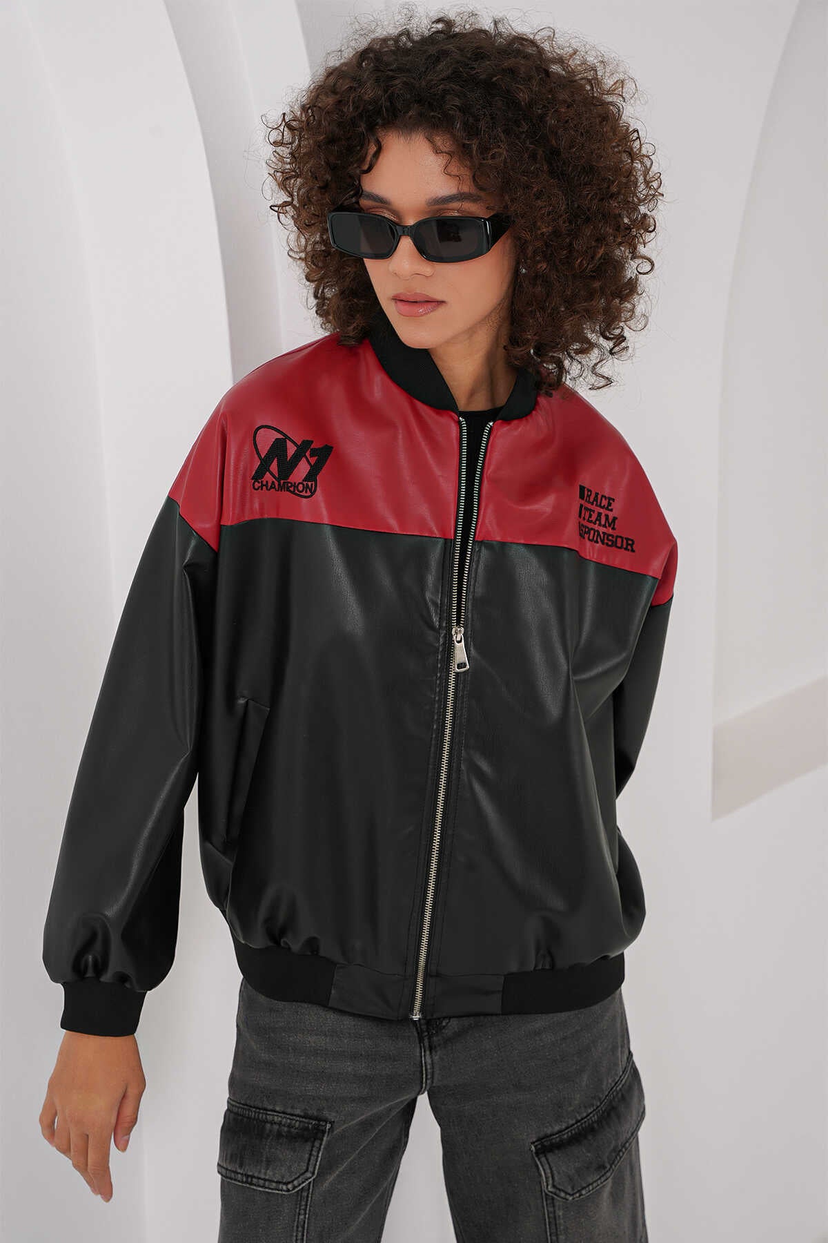 <tc>Veste bomber en simili cuir imprimée 0698.</tc>