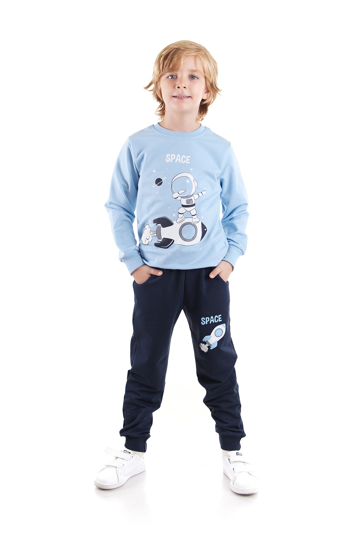 <tc>Ensemble de Survêtement Scolaire Tendance pour Garçon avec Imprimé Astronaute AK2533</tc>