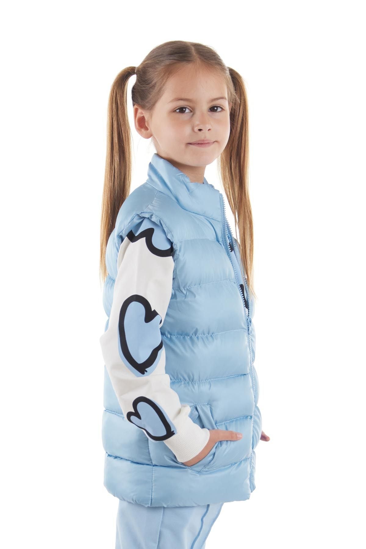 <tc>Gilet matelassé tendance sans capuche avec motifs brodés pour fille Ahenk Kids AK216869</tc>