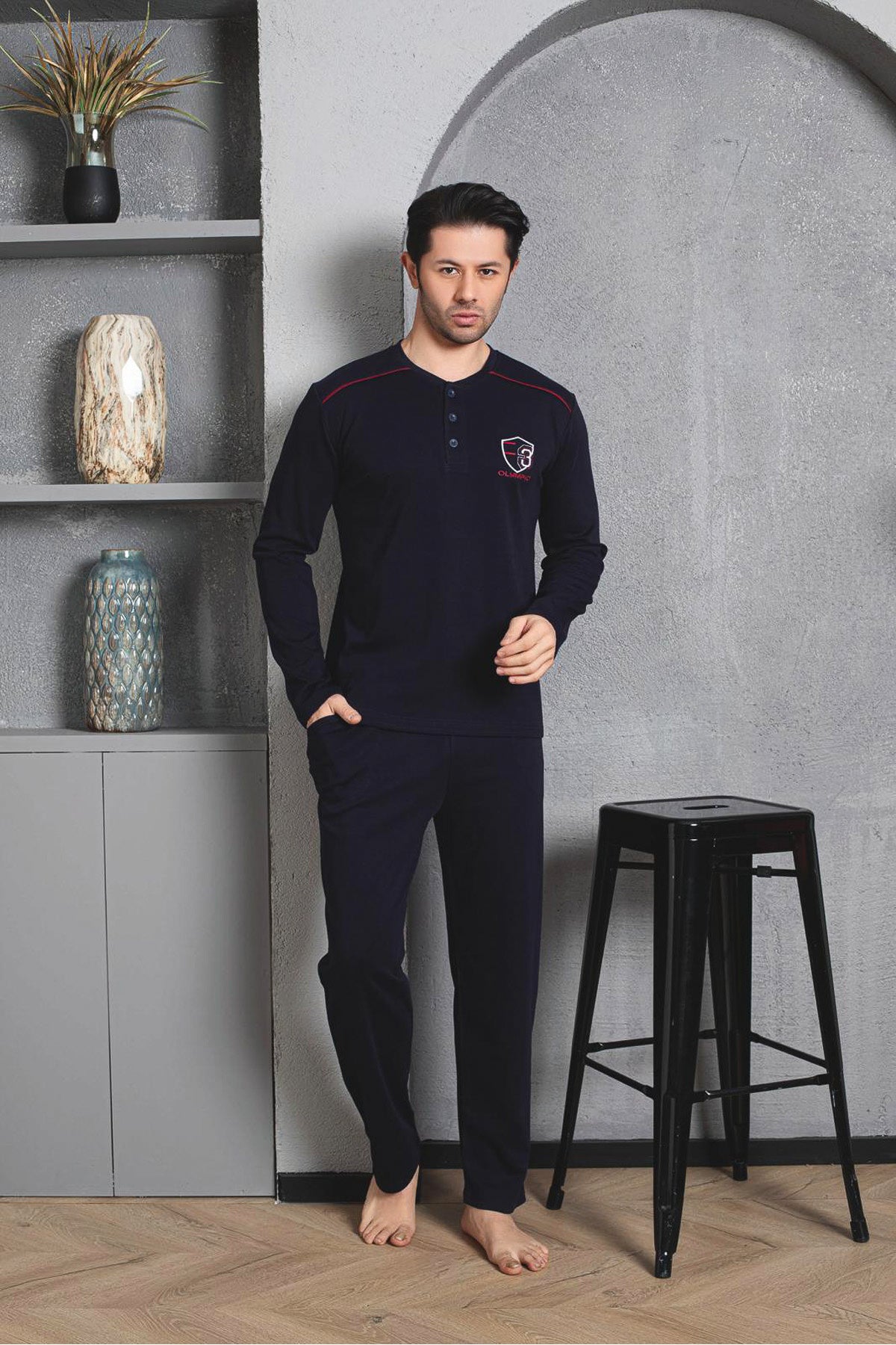 <tc>Ensemble pyjama homme en coton interlock avec épaules à motif voiture et broderie "Olympic", pour mi-saison M70232301</tc>