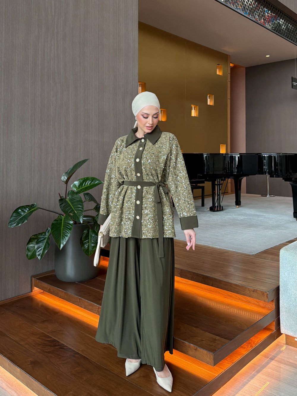 طقم نسائي شيك 2 قطع جاكيت + بنطلون مريح قماش ساندي أنيق