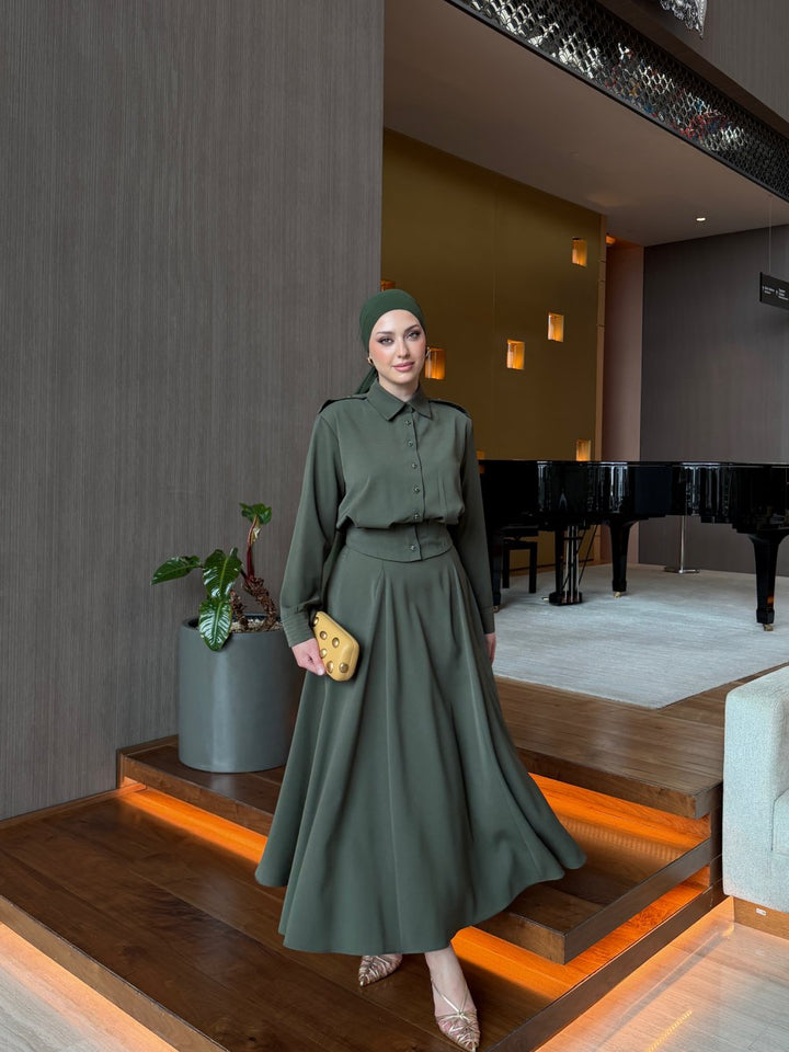 Ensemble femme blouse et jupe fluide – Élégance moderne