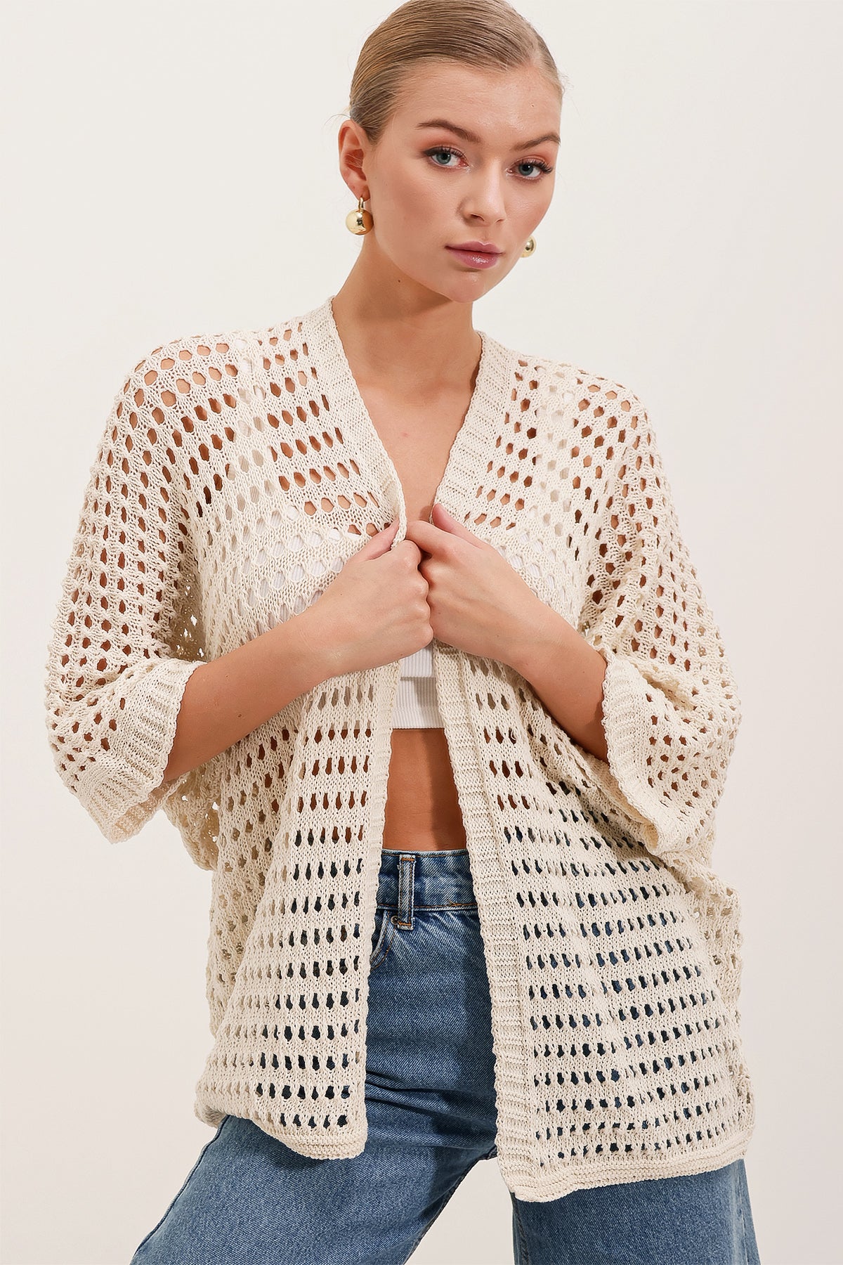 15855 ajurlu/delikli oversize hirka - Justyol