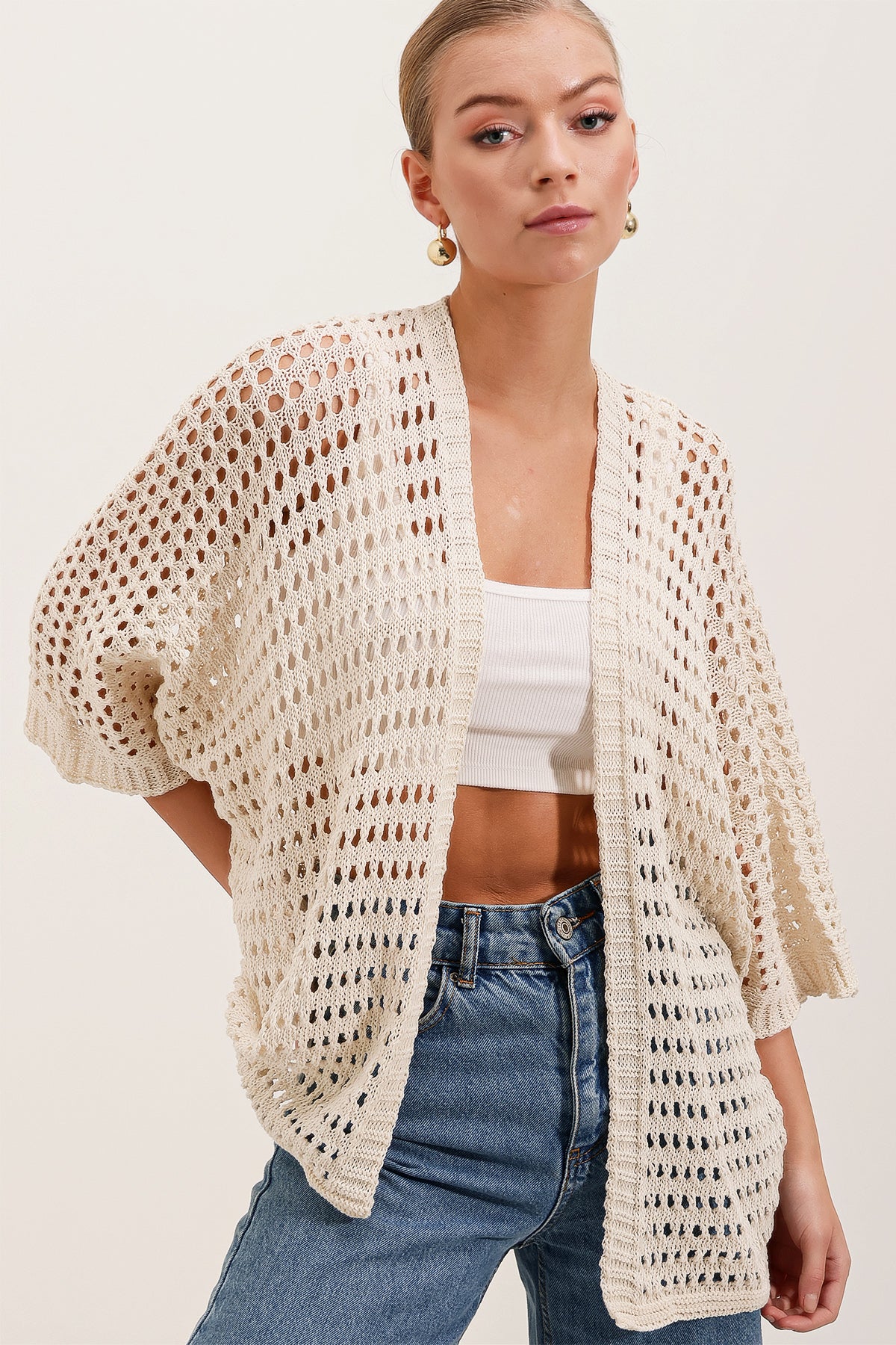 15855 ajurlu/delikli oversize hirka - Justyol