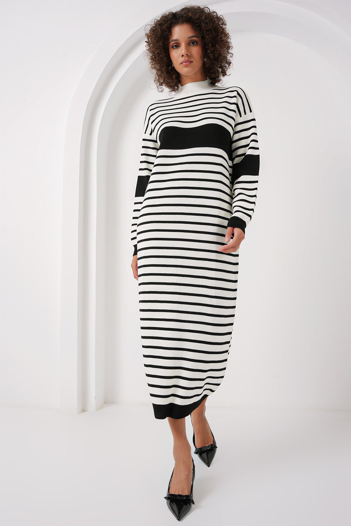 <tc>robe longue en tricot rayé 15898.</tc>