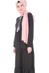 <tc>Robe de modestie avec lien au cou 1627.</tc>