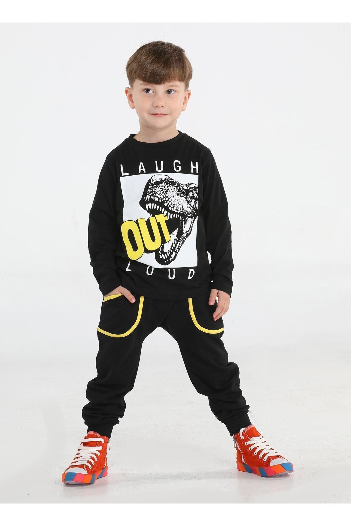 Out Dino Siyah Baggy Pantolon + T-shirt Takım-