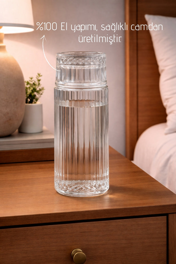 Carafe de Chevet Artisanale en Verre avec Verre-Couvercle – 730 ml