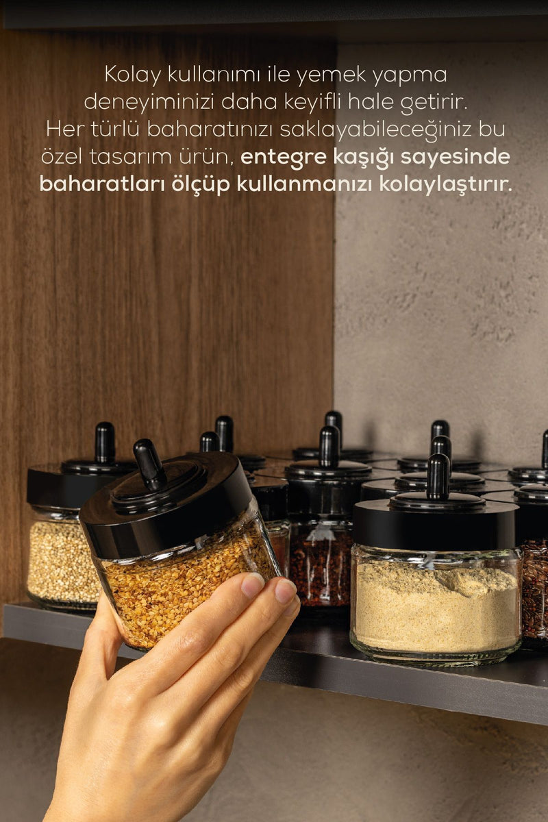 Set de 12 pots à épices noirs avec étiquettes sérigraphiées et cuillère intégrée – format compact