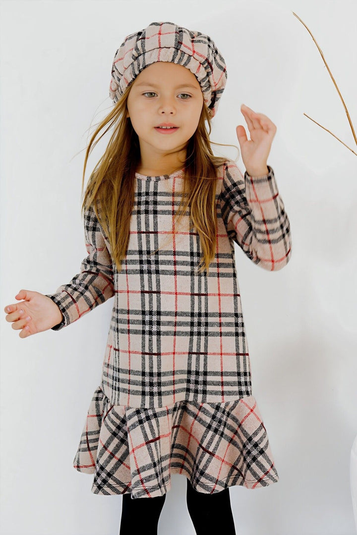 Robe à carreaux rouges pour fille avec bonnet assorti