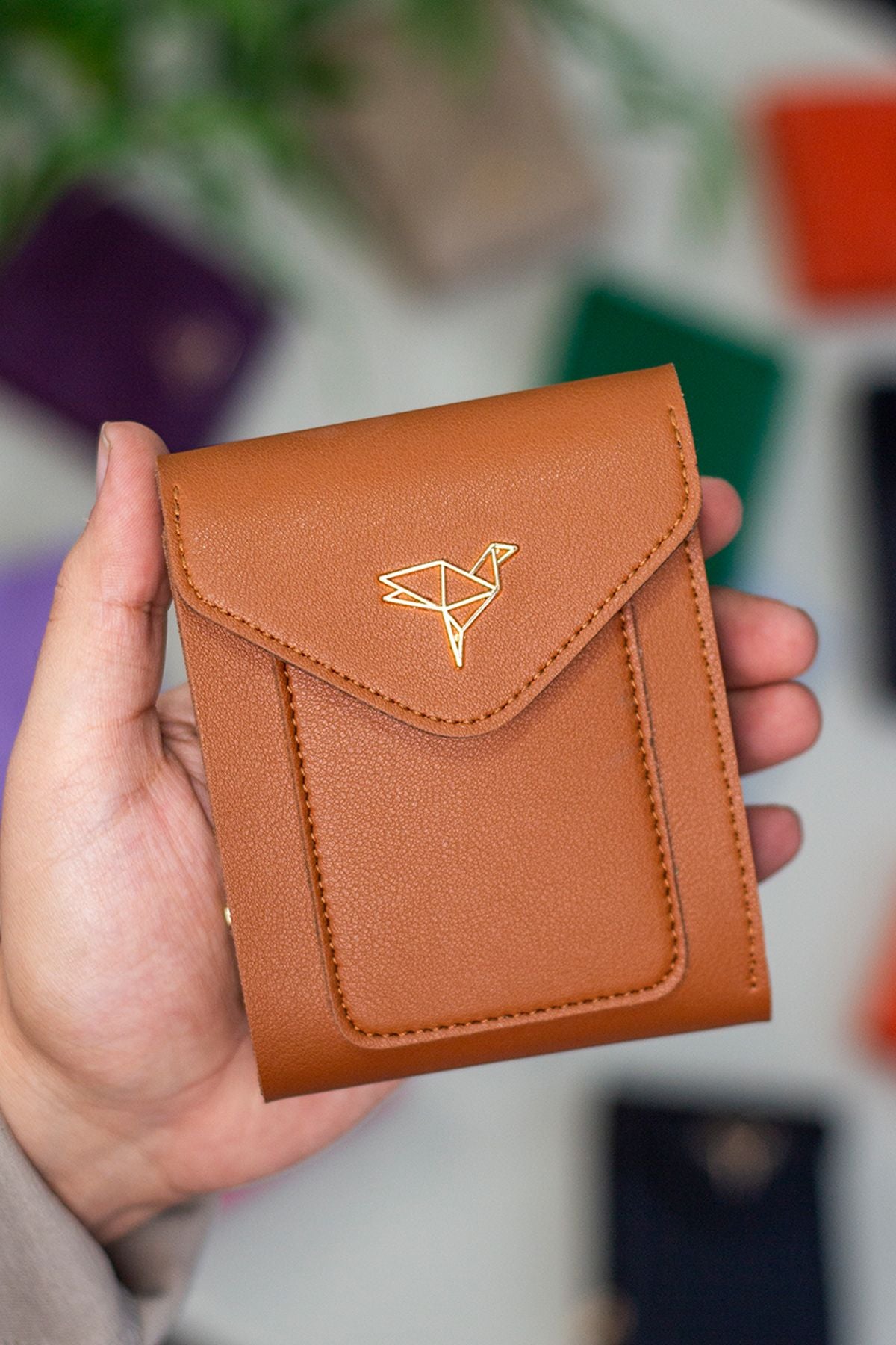 Peru Vegan Deri Fermuarlı Bozuk Para Bölmeli Bol Kartlıklı Kadın Cüzdanı - Justyol