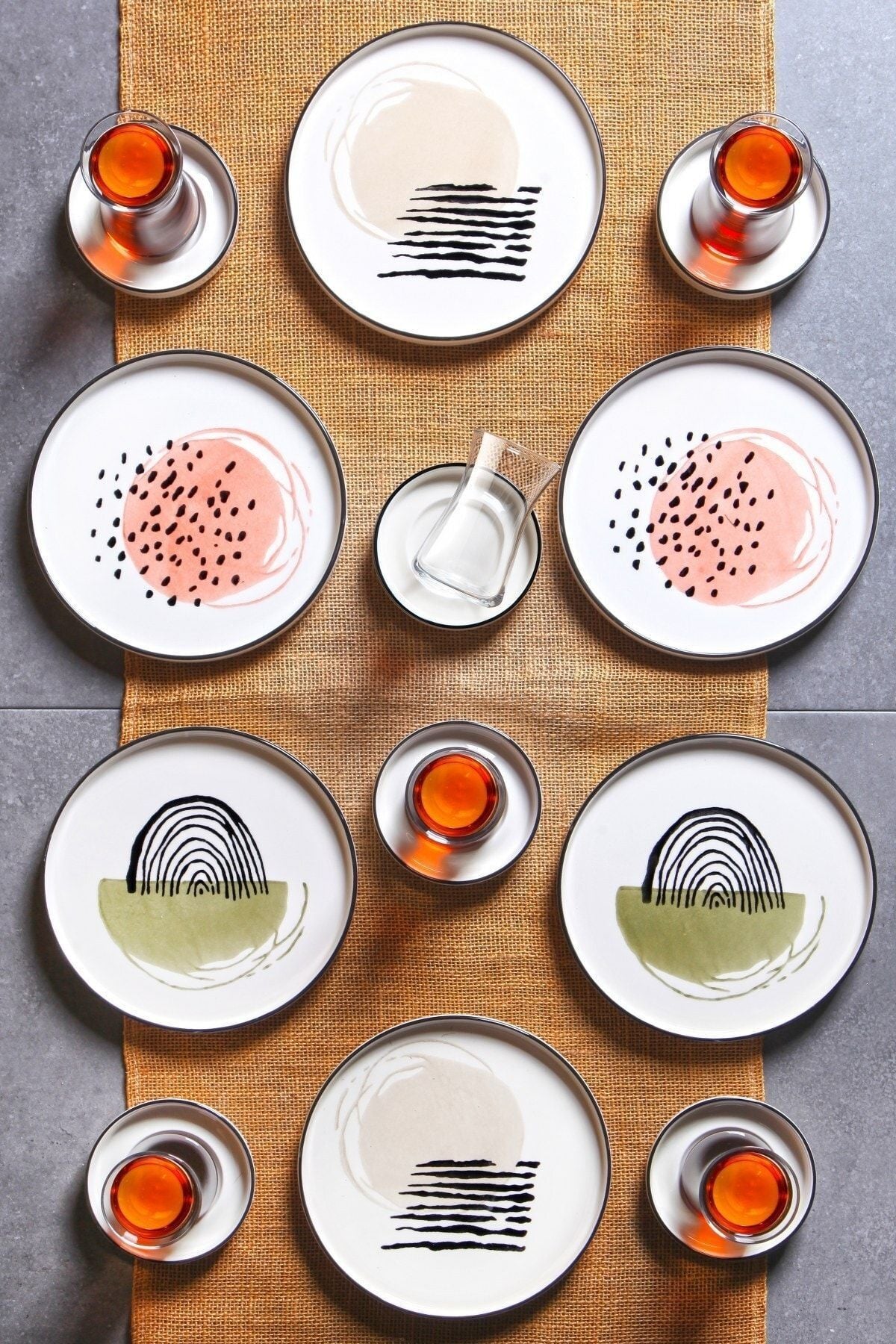 Service petit-déjeuner empilable 6 personnes 18 pièces en céramique artisanale – Assiettes et service à thé