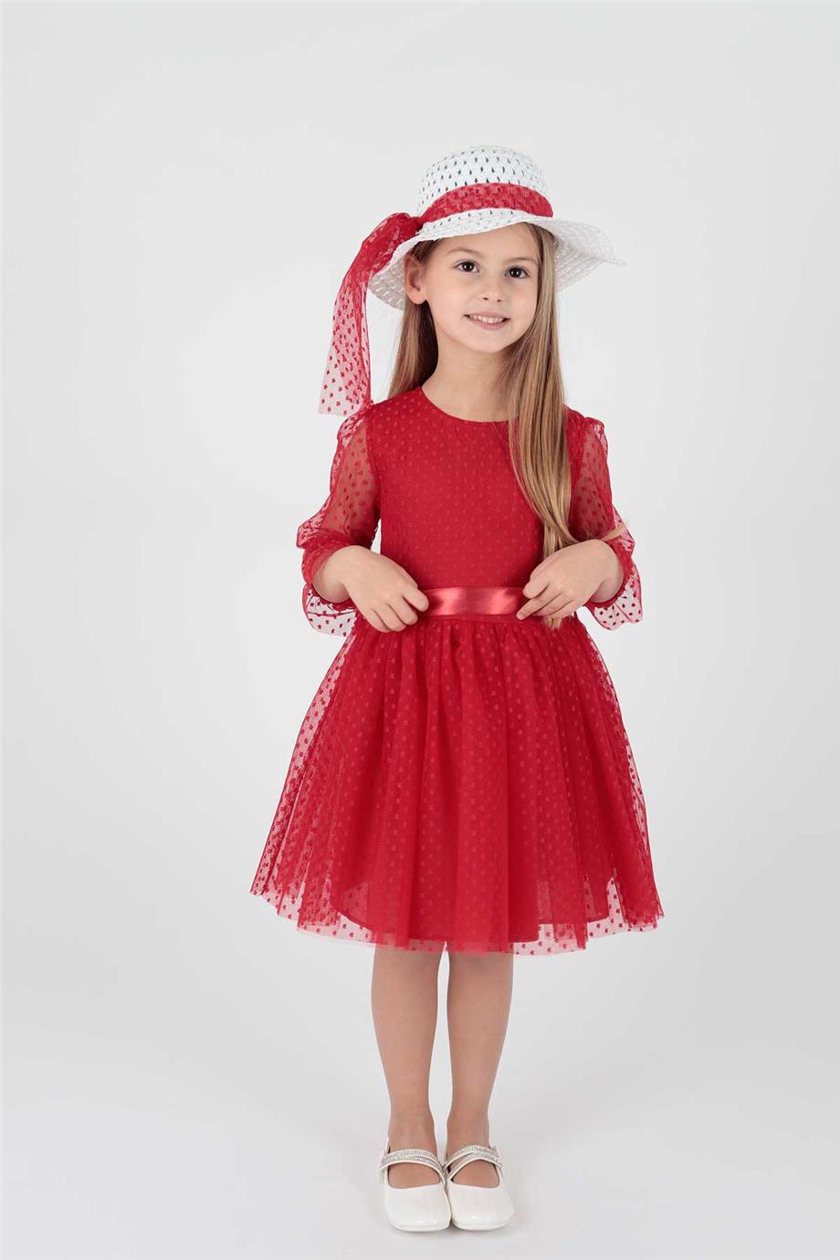 <tc>Robe classique pour fille - ornée de tulle et de dentelle - 2 pièces (robe + chapeau)</tc>