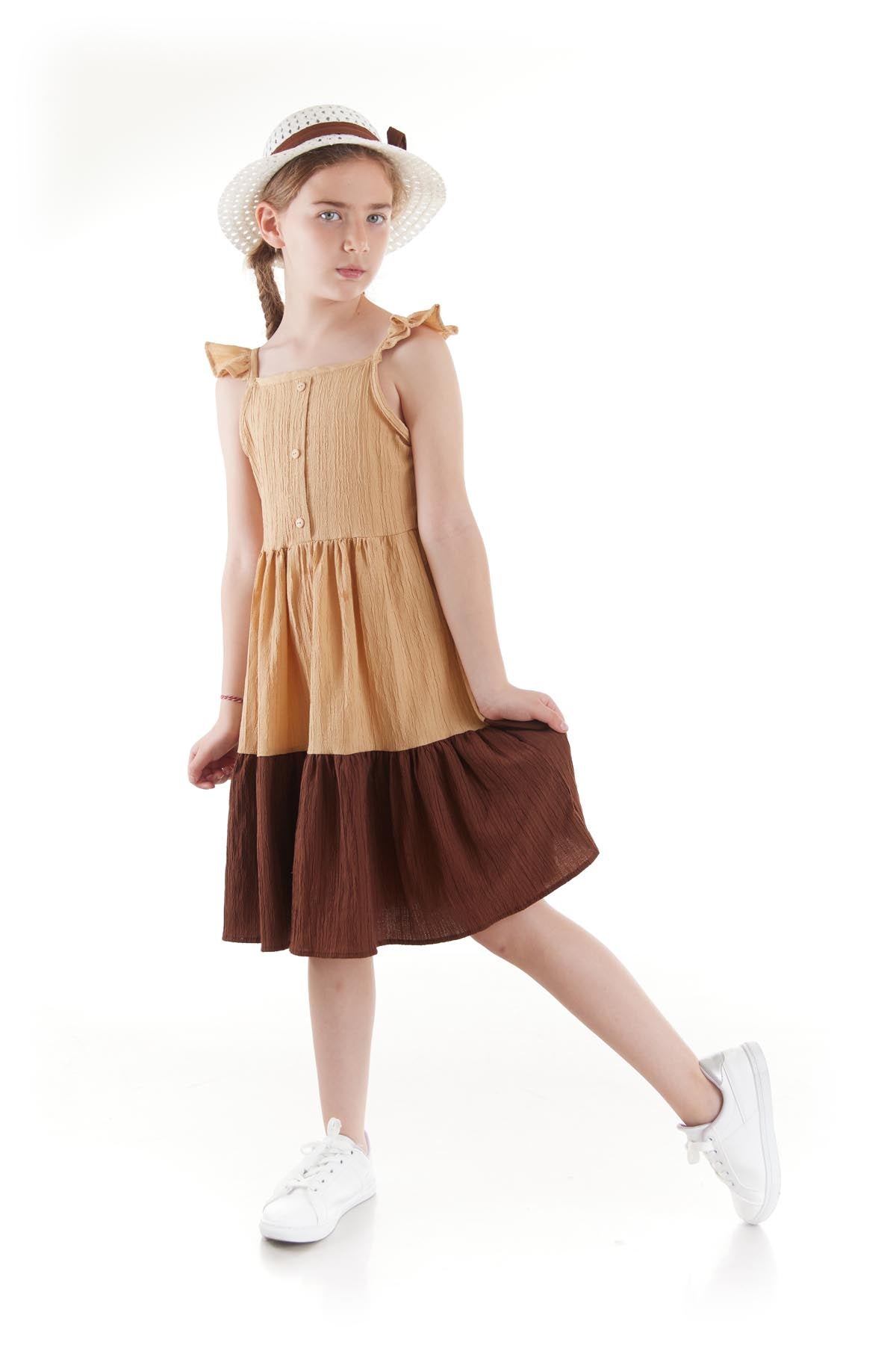 <tc>Robe d'été en coton avec boutons et chapeau pour fille</tc>