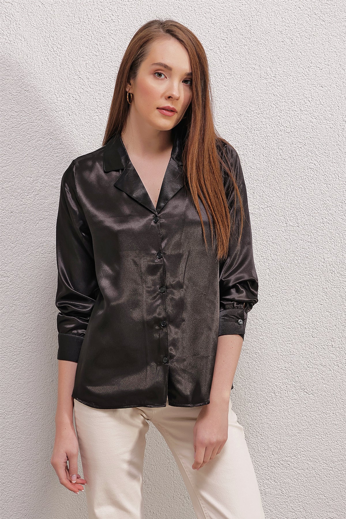 <tc>Chemise en satin à col croisé 20140</tc>