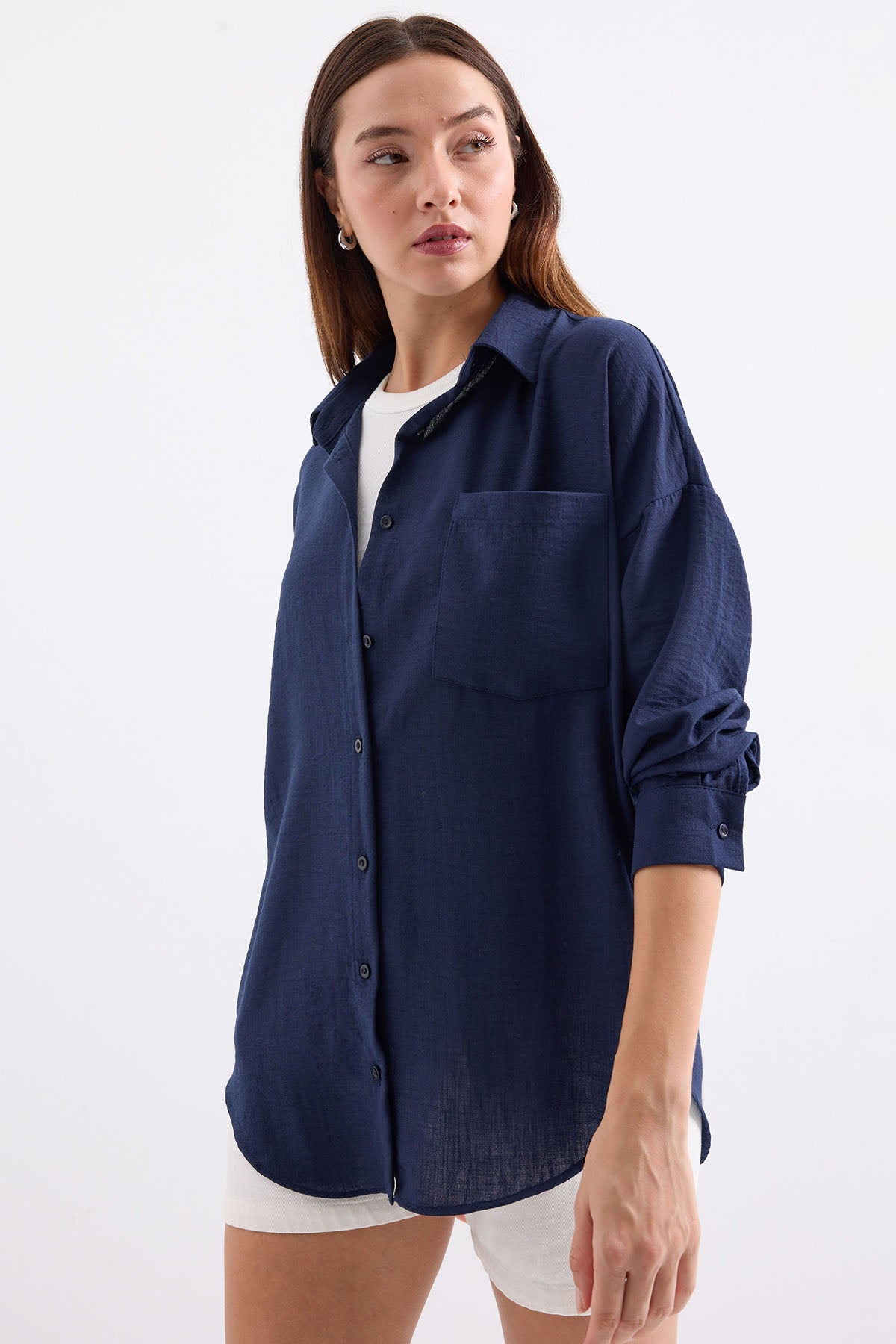 <tc>Chemise en lin oversize à une poche 20153.</tc>