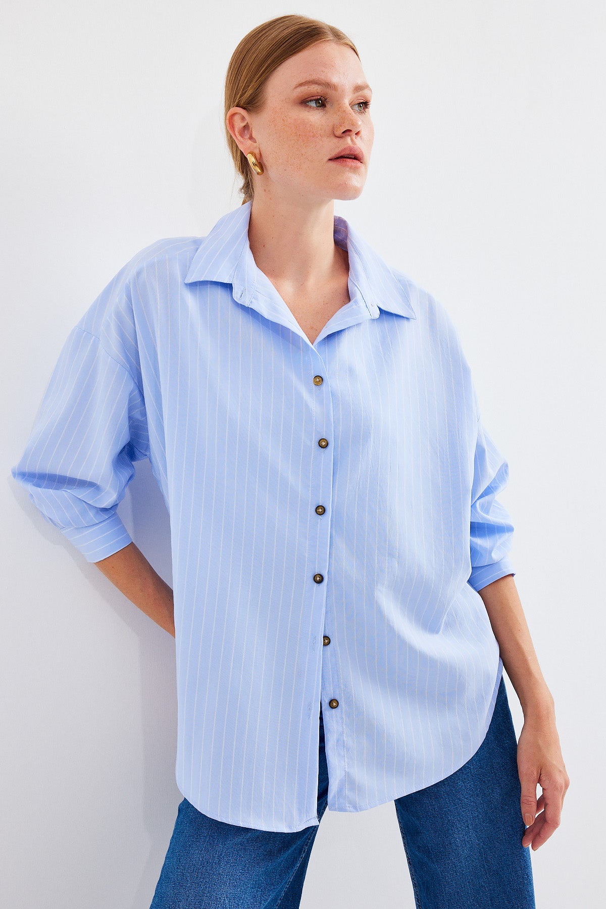 <tc>Chemise basique longue oversize à rayures 20208</tc>