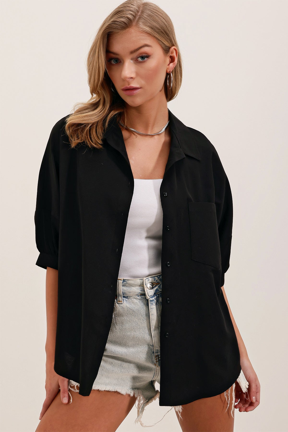 <tc>Chemise basique oversize à manches courtes 20213</tc>