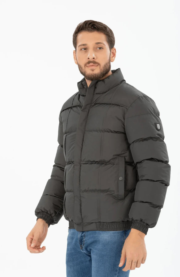Doudoune sportive homme imperméable et coupe-vent hiver
