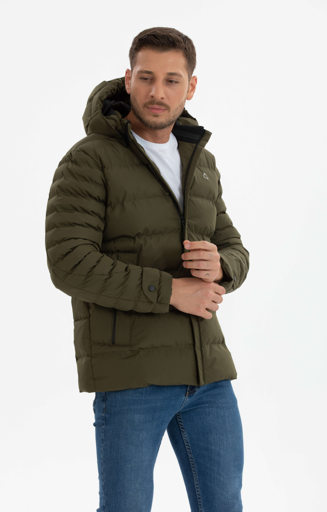 <tc>Doudoune sportive imperméable et coupe-vent pour homme</tc>