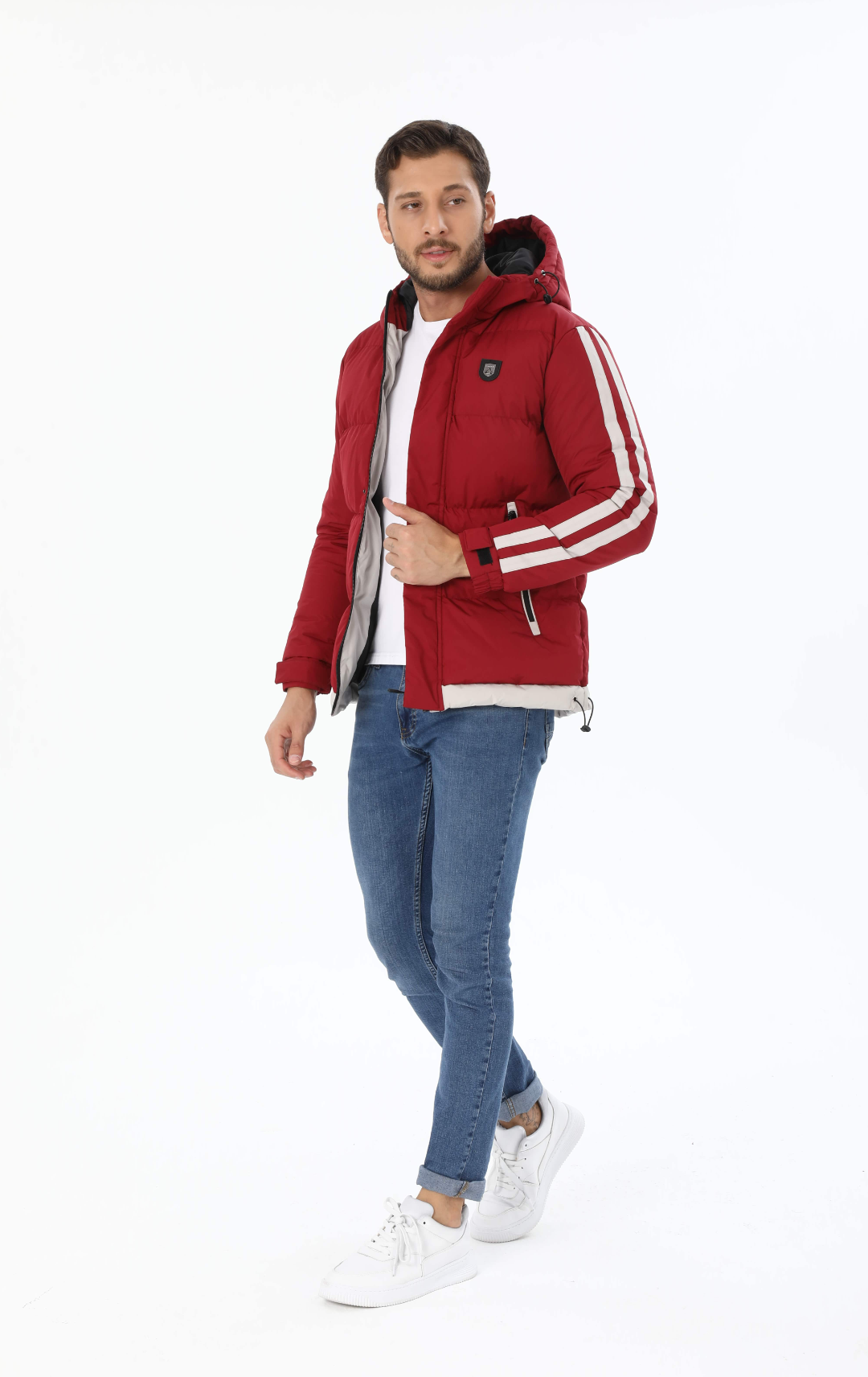 <tc>Doudoune sportive imperméable et coupe-vent pour homme.</tc>