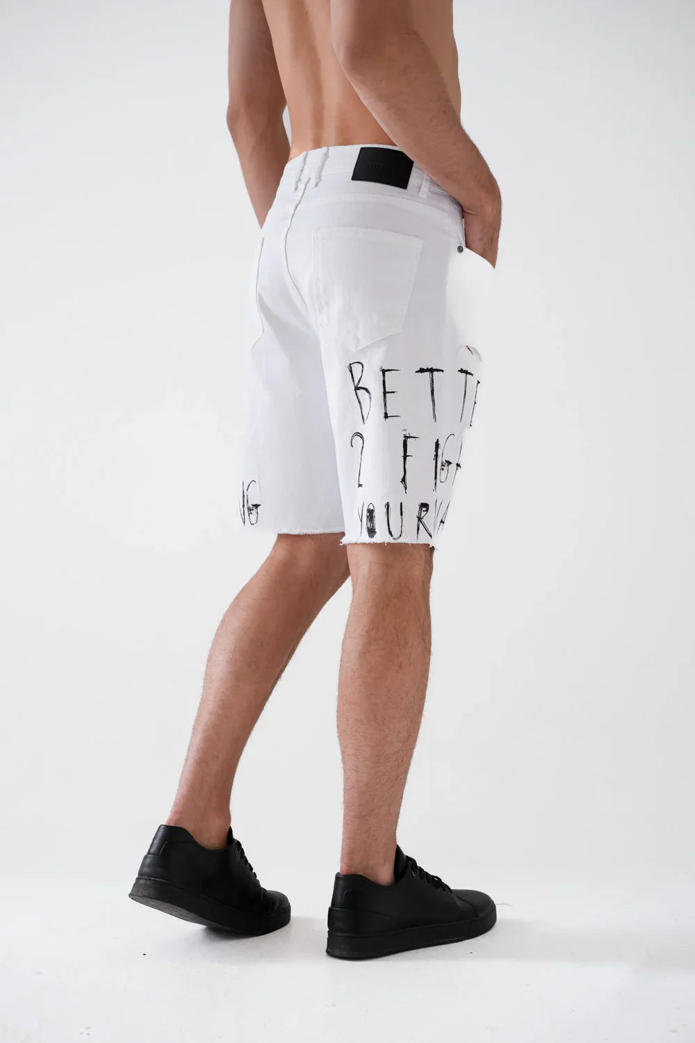 Short en jean homme déchiré à coupe moderne – SHR24SDCP30198TM1