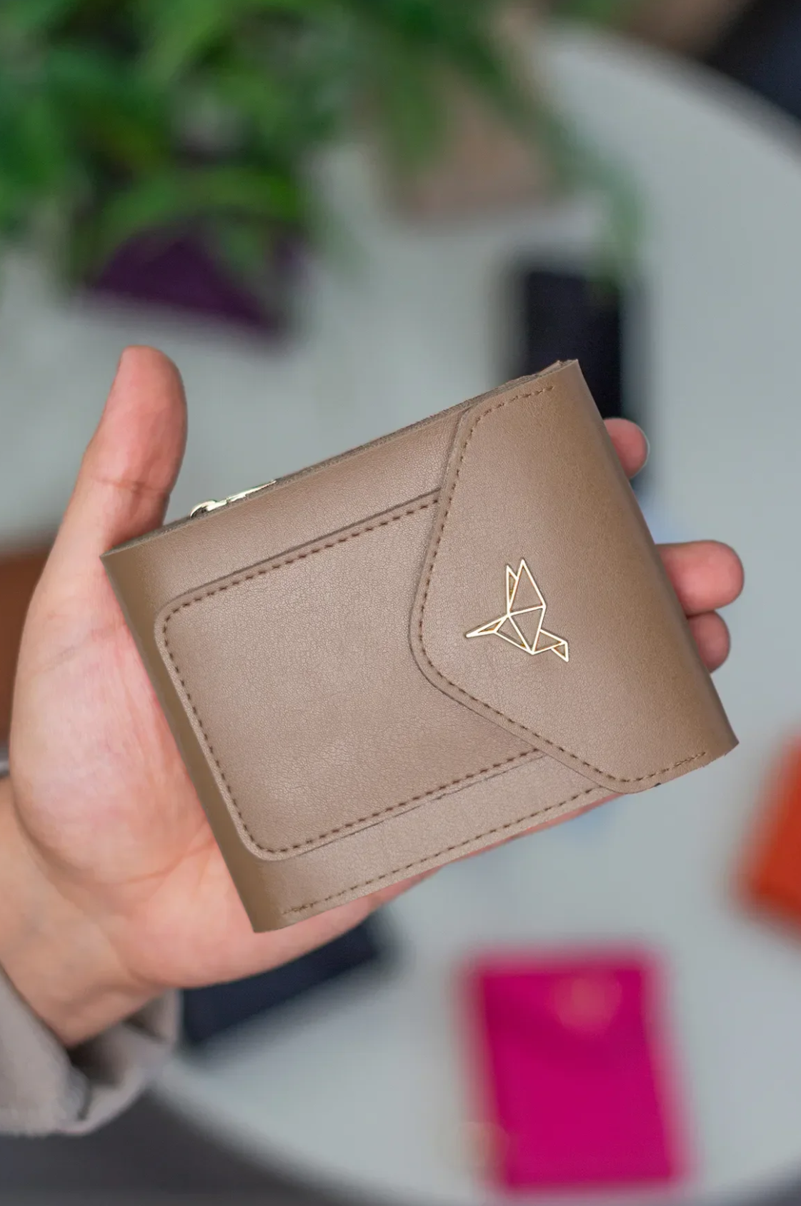 Peru Vegan Deri Fermuarlı Bozuk Para Bölmeli Bol Kartlıklı Kadın Cüzdanı Garbalia