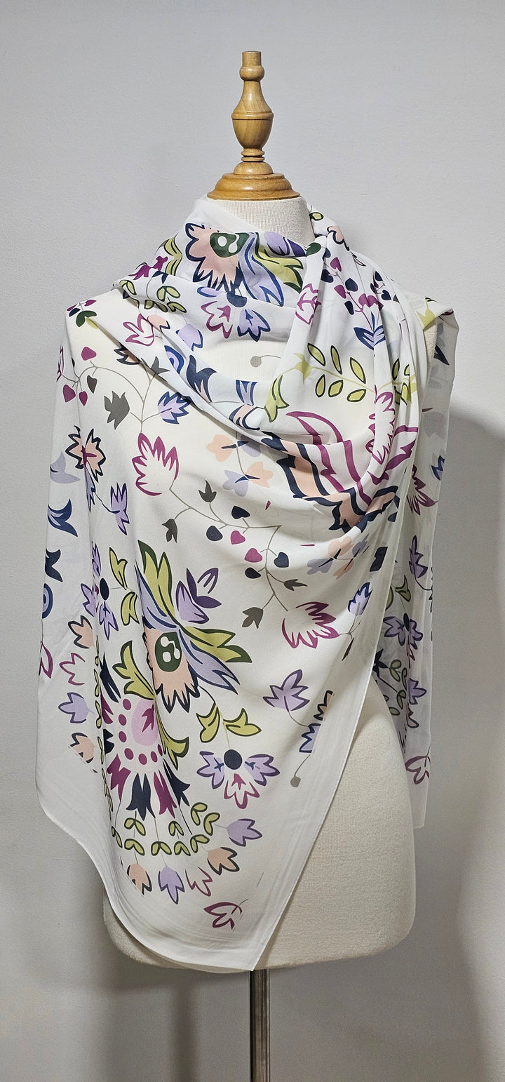 Le Châle en Crêpe Égyptien Premium — Chic & Tendance