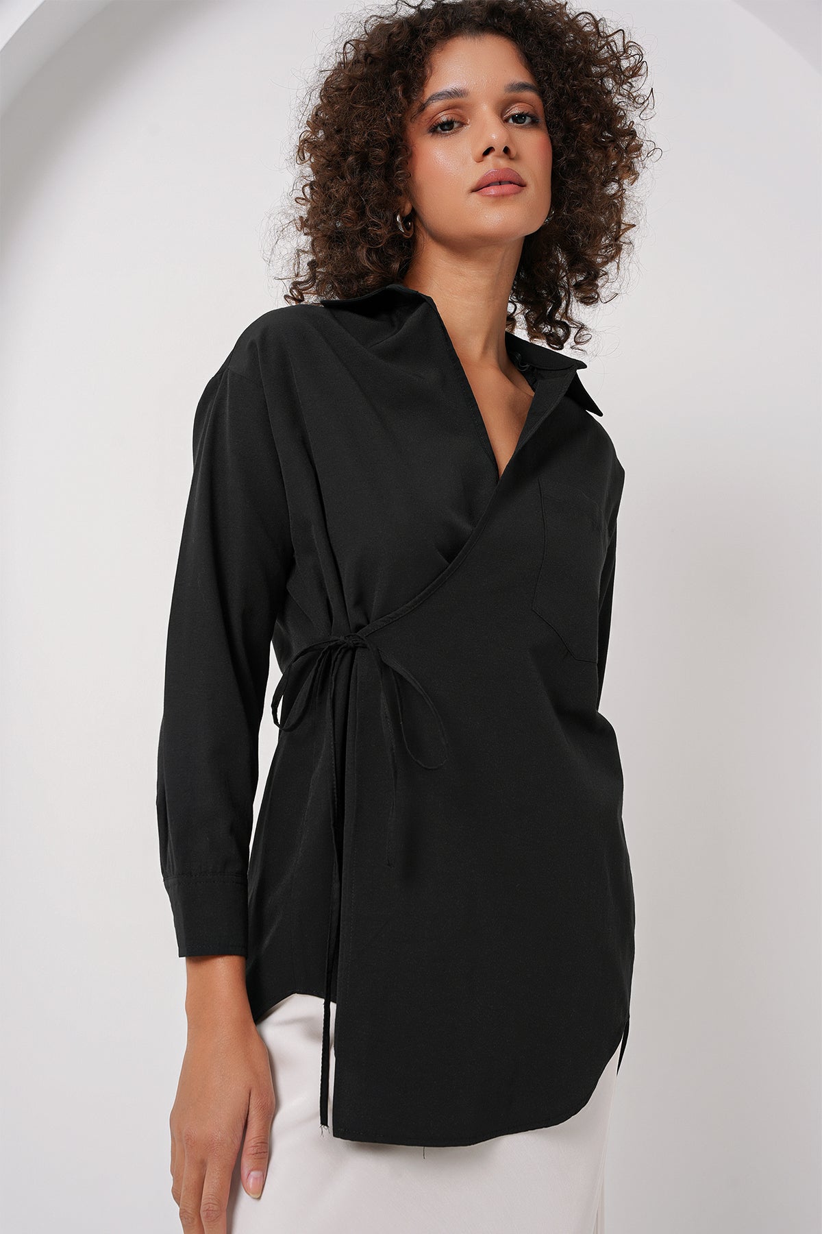 <tc>Chemise longue croisée 20271.</tc>